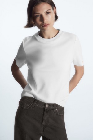 COS The Clean Cut T-Shirt T-shirts White | 681490-NCA