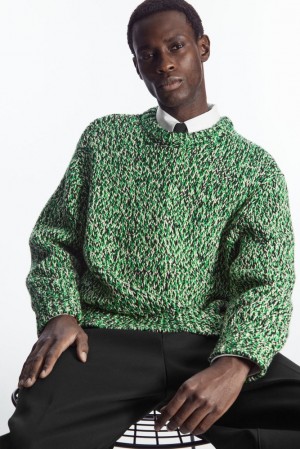 COS Tri-Tone Wool Crew-Neck Sweater Sweaters & Cardigans Green / Black / White | 018354-FTS
